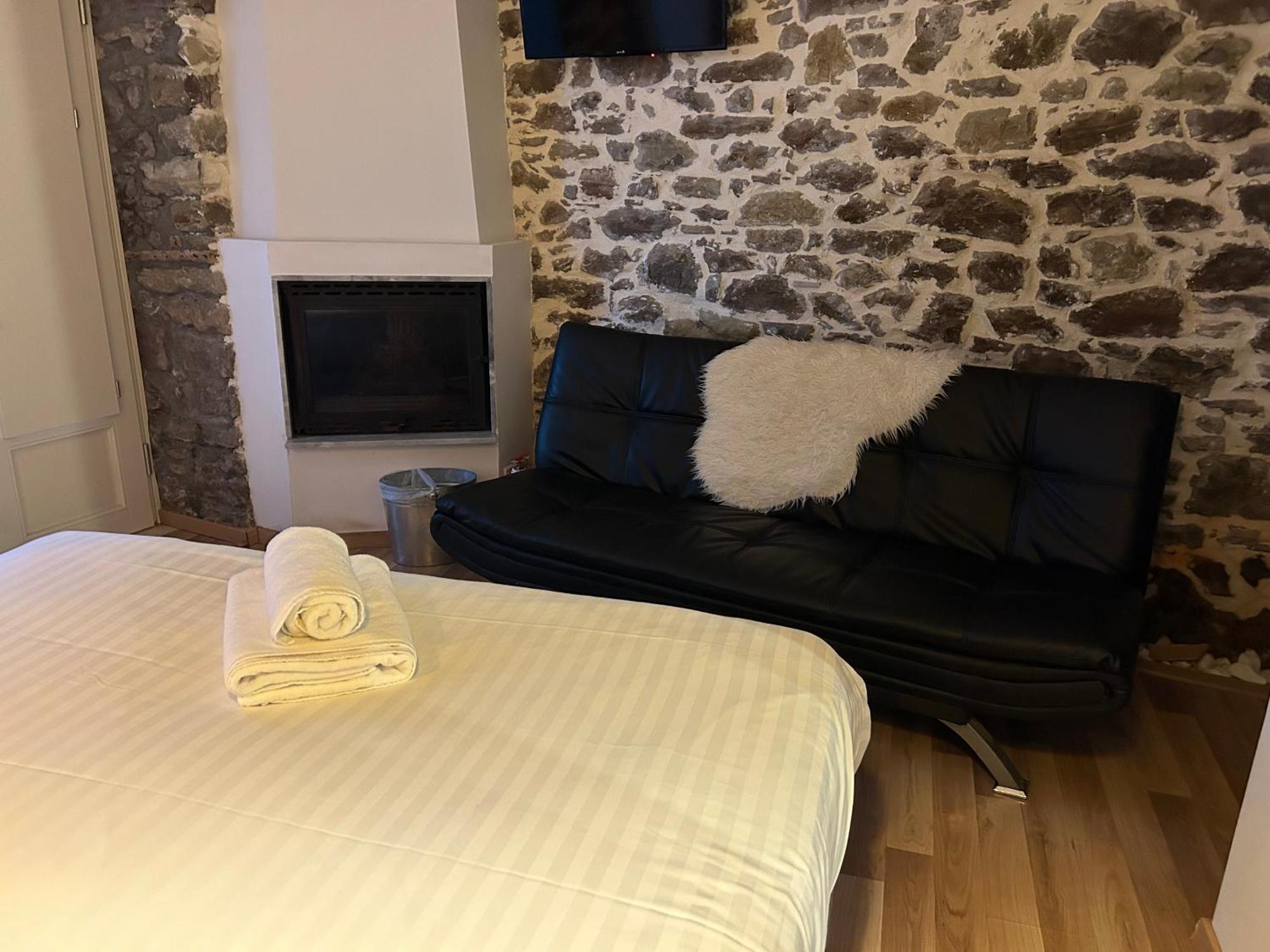 Εn Kanaliois Kanália Extérieur photo