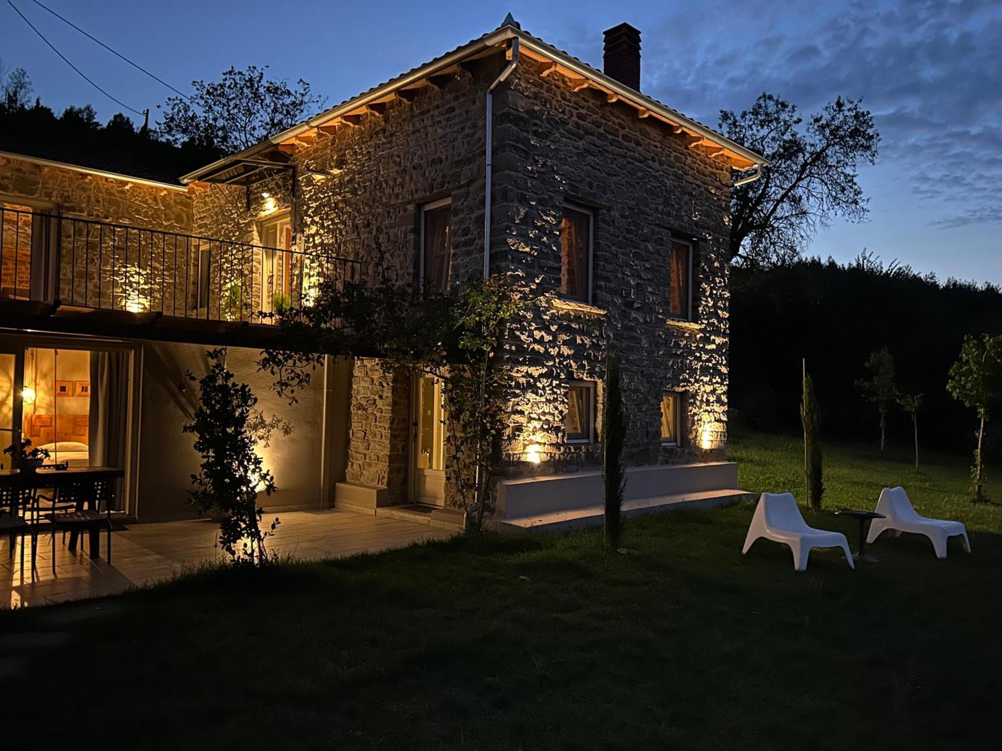 Εn Kanaliois Kanália Extérieur photo