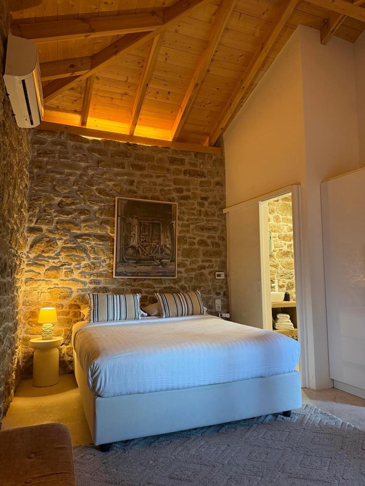 Εn Kanaliois Kanália Extérieur photo