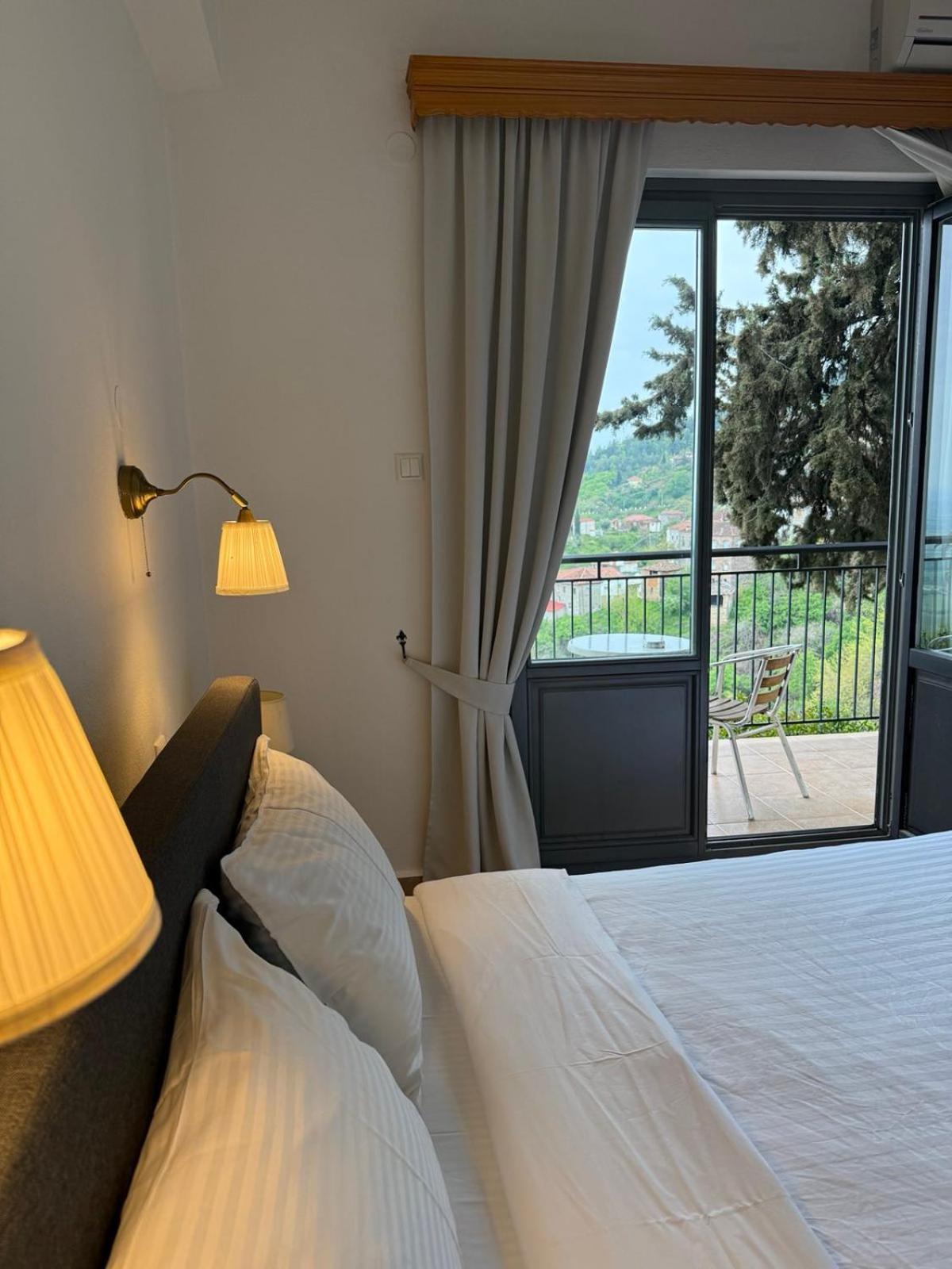 Εn Kanaliois Kanália Chambre photo